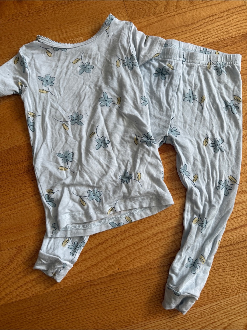 Carter's Light Blue Floral Pajama Set - short Sleeve Top & Pants